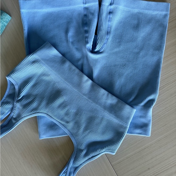 Workout Bundle - Picture 2 of 4